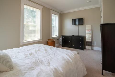 11 Claflin Rd #2, Brookline, MA 02445 photo 19