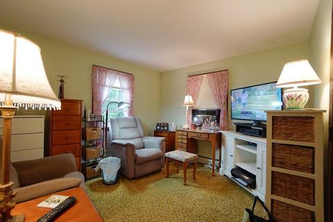 17 Beverly Ave, Marblehead, MA 01945 photo 6