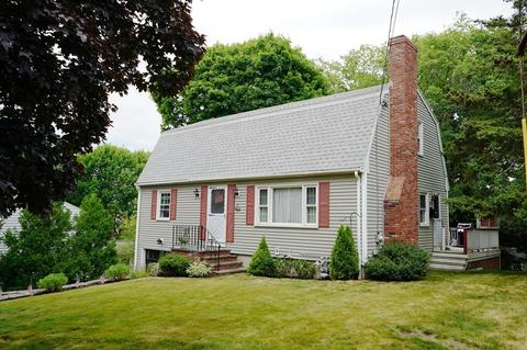 17 Beverly Ave, Marblehead, MA 01945 photo 2