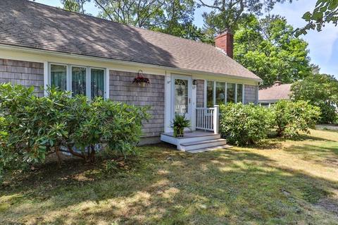 17 Copper Ln, Barnstable, MA 02632 photo 2