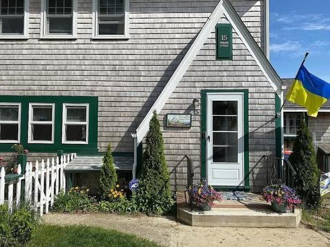15 Howard St, Wareham, MA 02571 photo 1