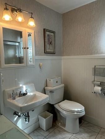 228 Nottingham St, Springfield, MA 01104 photo 16