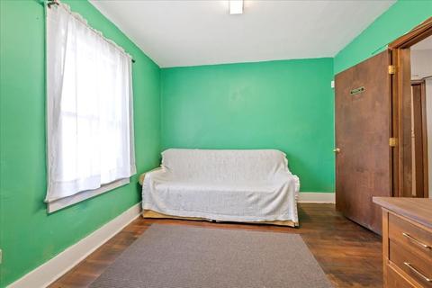 27 Pulaski St, Ware, MA 01082 photo 10