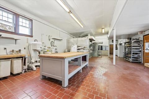 27 Pulaski St, Ware, MA 01082 photo 19