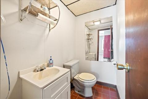 27 Pulaski St, Ware, MA 01082 photo 15