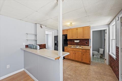 27 Pulaski St, Ware, MA 01082 photo 31