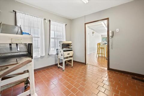 27 Pulaski St, Ware, MA 01082 photo 13