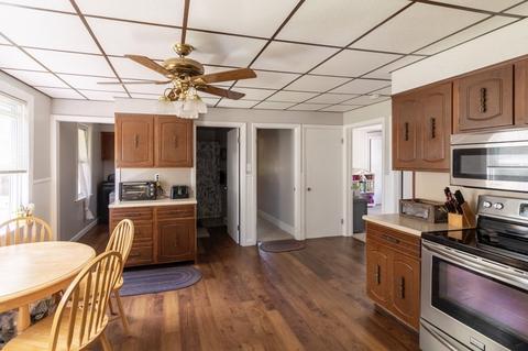 17 Emerald Ave, Webster, MA 01570 photo 3