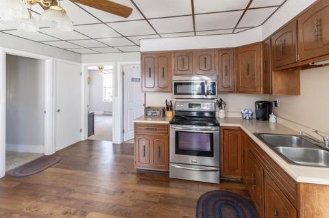 17 Emerald Ave, Webster, MA 01570 photo 4