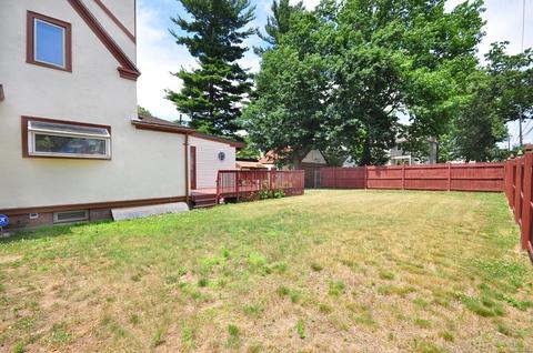 6 Bronson Ter, Springfield, MA 01108 photo 4