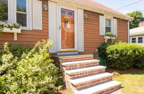 5 Pauline Rd, Danvers, MA 01923 photo 4