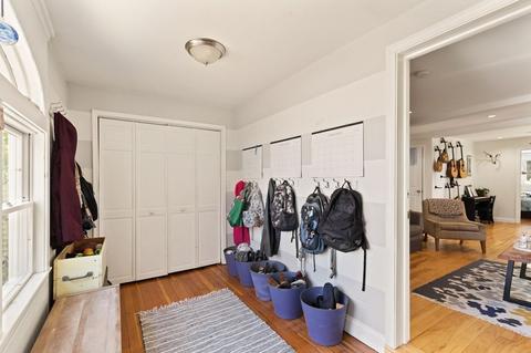 7 Addison St, Gloucester, MA 01930 photo 5