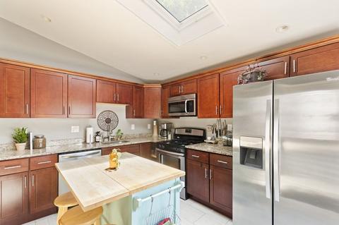 7 Addison St, Gloucester, MA 01930 photo 14