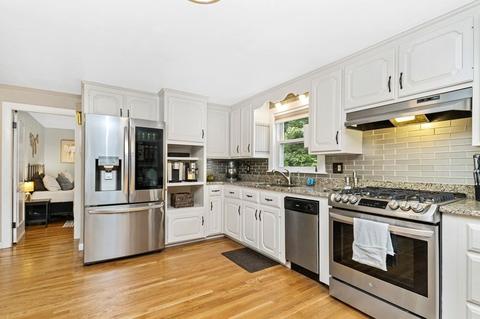 30 Nelson Dr, Dedham, MA 02026 photo 2