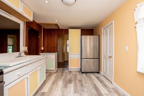 17 Gardonia St, Wareham, MA 02571 photo 8
