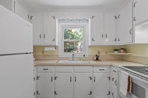 4 Windmill Dr, Maynard, MA 01754 photo 15