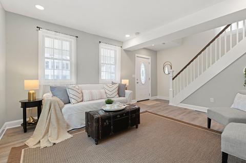 31 Montmorenci St, Springfield, MA 01107 photo 5