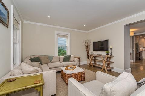 17 Arlington St, Reading, MA 01867 photo 8