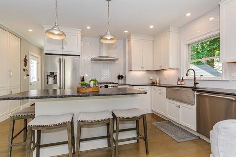 17 Arlington St, Reading, MA 01867 photo 17
