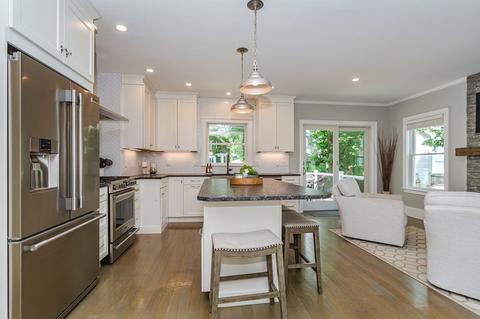 17 Arlington St, Reading, MA 01867 photo 14