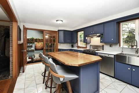 74 E Charlton Rd, Spencer, MA 01562 photo 11