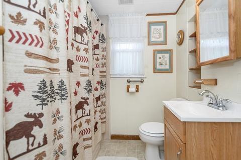 35 Arthur Ave, Dracut, MA 01826 photo 8