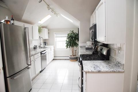 38 West St #3, Beverly, MA 01915 photo 4