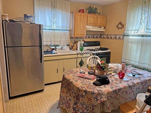 88 Prospect St, Fall River, MA 02720 photo 7