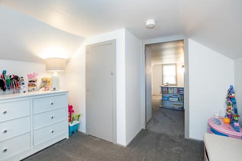 154 Ellsworth Ave, Springfield, MA 01118 photo 29