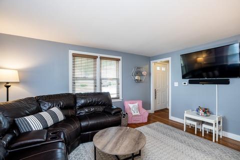 154 Ellsworth Ave, Springfield, MA 01118 photo 12