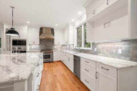 11 Gatewood Dr, Needham, MA 02492 photo 10