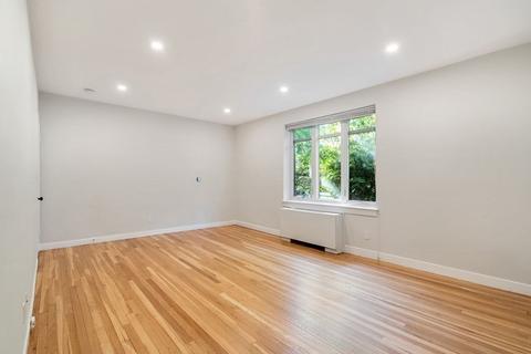 94 Griggs Rd #2, Brookline, MA 02446 photo 5