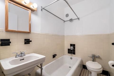 94 Griggs Rd #2, Brookline, MA 02446 photo 10