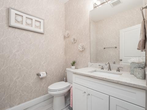 174 Pine St #201, Danvers, MA 01923 photo 16