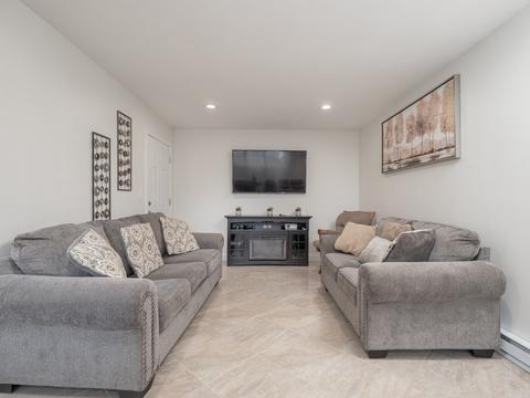 174 Pine St #201, Danvers, MA 01923 photo 33