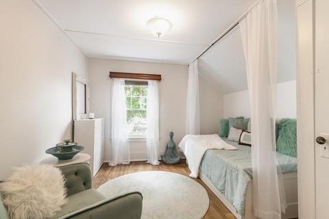 51 Pine St, Stoneham, MA 02180 photo 19