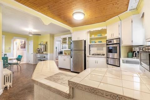 51 Pine St, Stoneham, MA 02180 photo 14