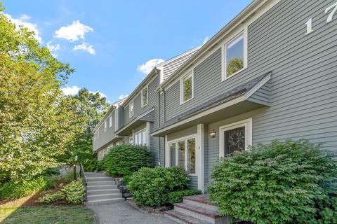 17 Deer Path #4, Maynard, MA 01754 photo 2