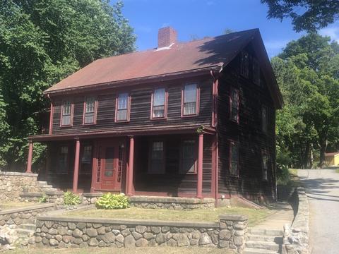 1099 Washington, Gloucester, MA 01930 photo 2