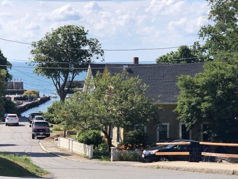 1099 Washington, Gloucester, MA 01930 photo 9