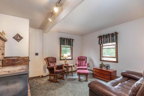 16 Crescent St, Lancaster, MA 01523 photo 6
