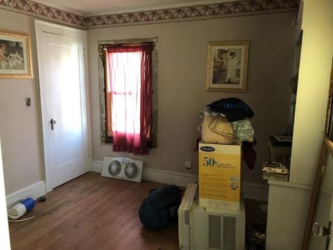 88 Wayne St, Springfield, MA 01118 photo 13