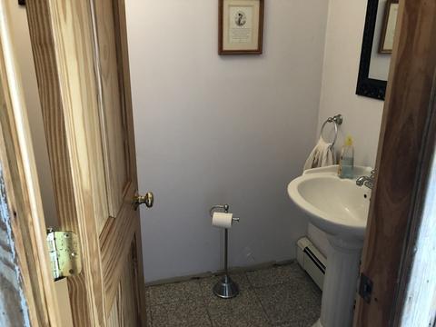 88 Wayne St, Springfield, MA 01118 photo 5