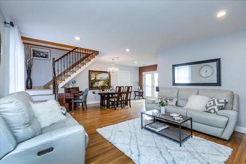 9 Peach Tree Ln, Danvers, MA 01923 photo 4