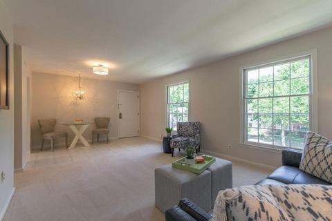 124 Jamestown Dr #D, Springfield, MA 01108 photo 6