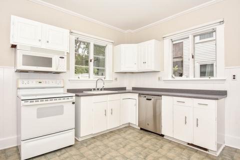 175 Maple St #2, Danvers, MA 01923 photo 13