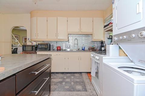 40 Lincoln Ave, Fall River, MA 02720 photo 7