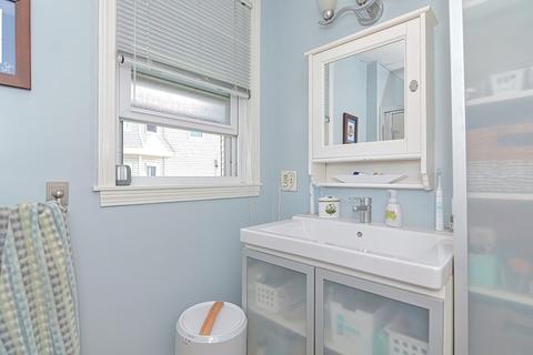 40 Lincoln Ave, Fall River, MA 02720 photo 11