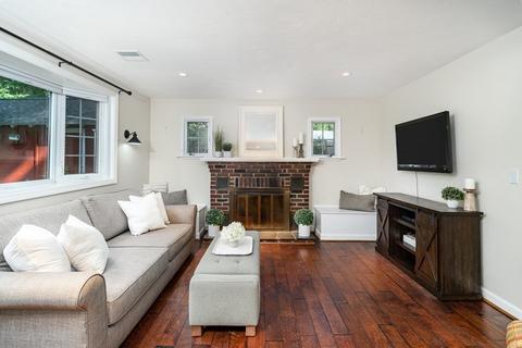 504 Maple St, Franklin, MA 02038 photo 11