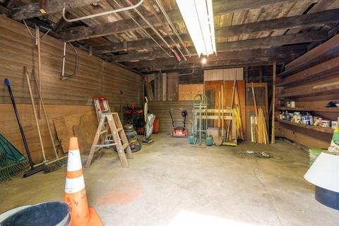 29 Upland Rd, Stoneham, MA 02180 photo 31